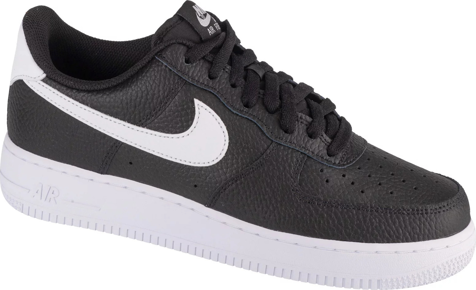 Čierne pánske tenisky Nike Air Force 1 07 CT2302-002 Veľkosť: 42