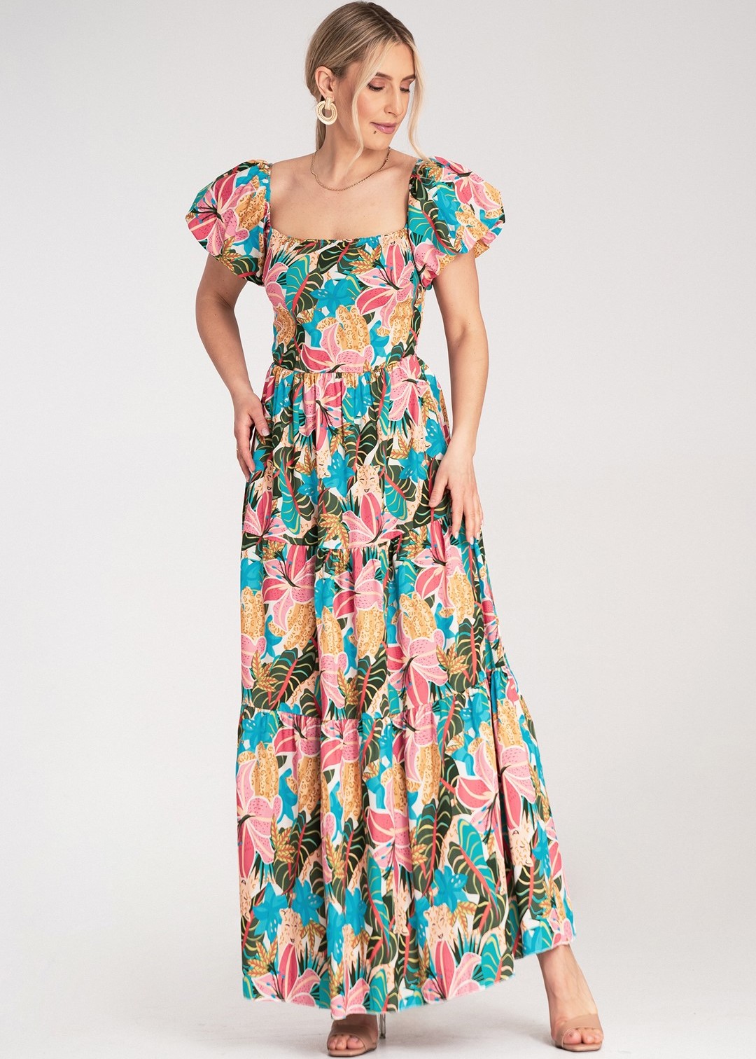 Letné vzorované maxi šaty s krátkymi rukávmi M1188 Pink Veľkosť: S/M