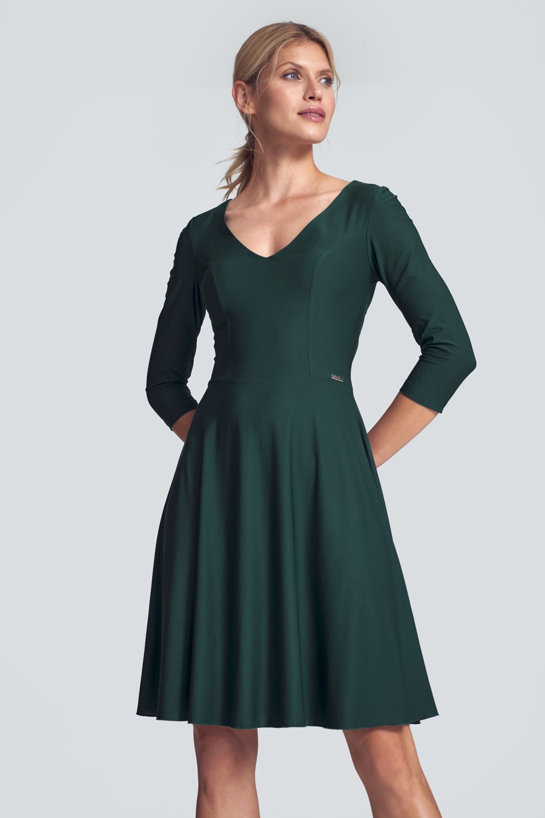 Zelené šaty s 3/4 rukávom M709 Green Veľkosť: L