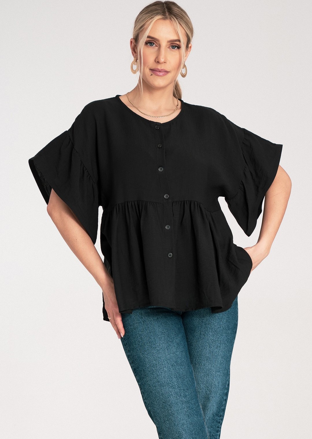 Čierna dámska blúzka z viskózy so širokými rukávmi M1211 Black Veľkosť: S/M