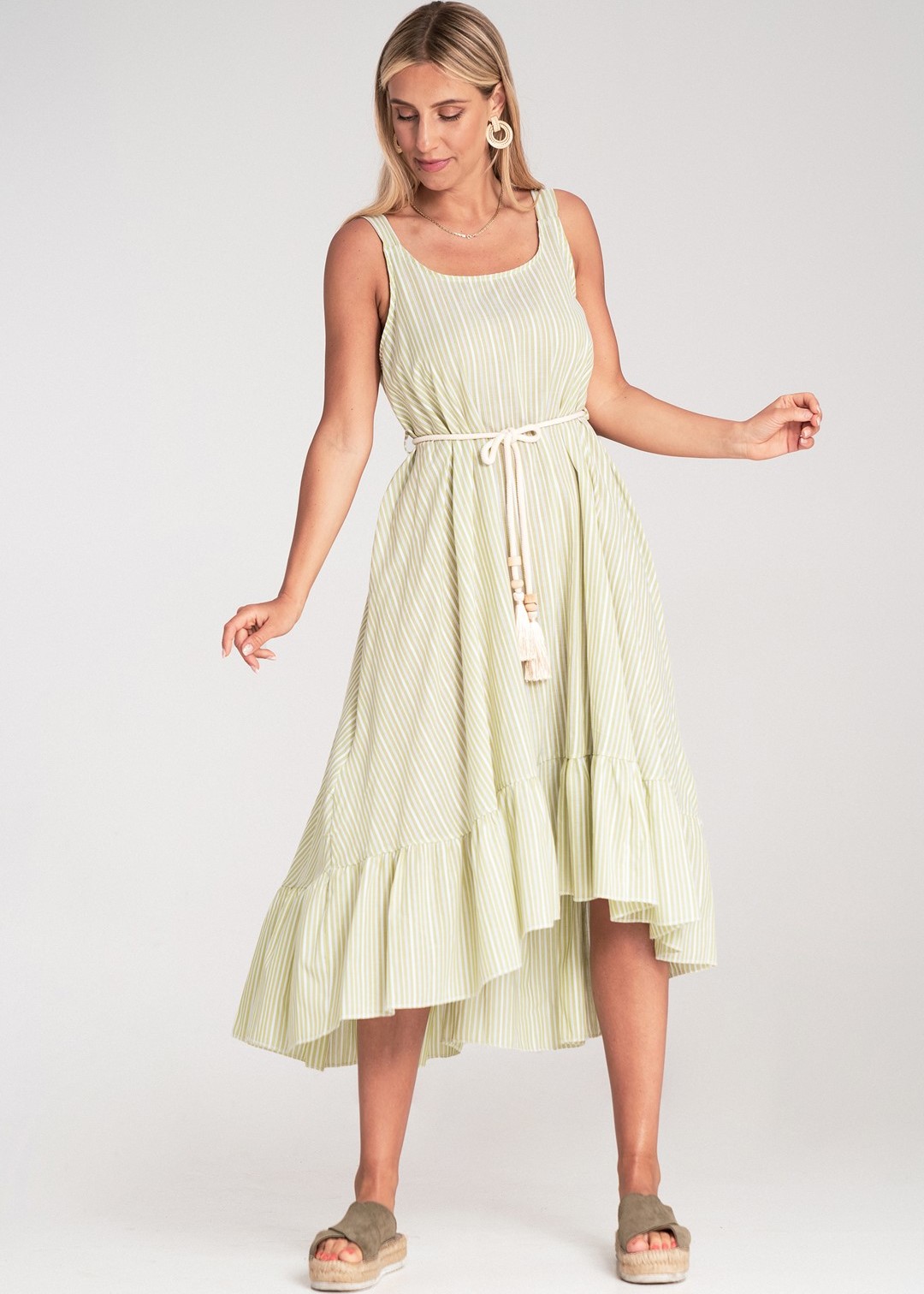 Dámske svetlozelené bavlnené šaty s prúžkami a strapcami M1213 Green Veľkosť: ONE SIZE