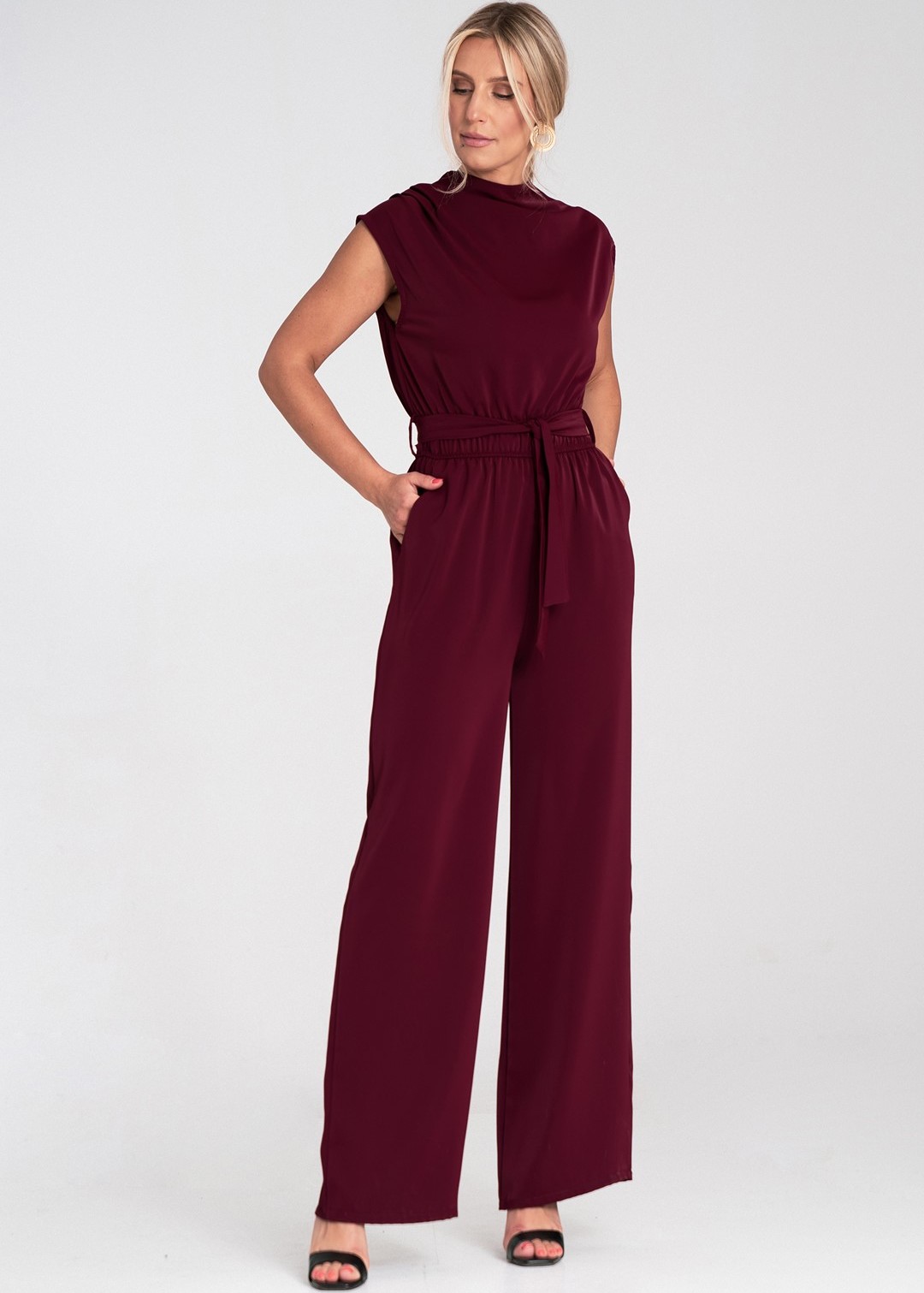 Vínový dámsky elegantný overal so zapínaním na chrbte M1196 Deep Red Veľkosť: S/M