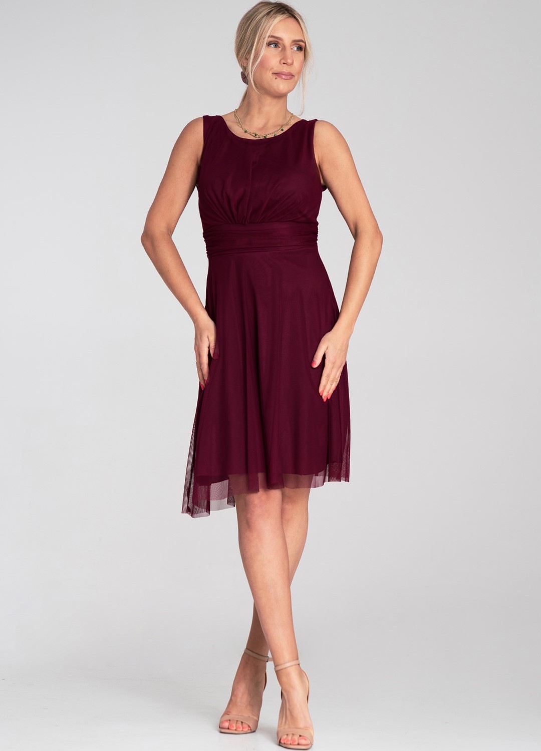 Vínové tylové mini šaty bez rukávov M1208 Deep Red Veľkosť: S/M