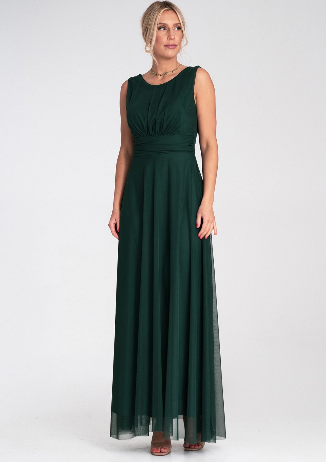 Tmavozelené tylové maxi šaty so zaväzovaním v páse M1205 Green Veľkosť: S/M