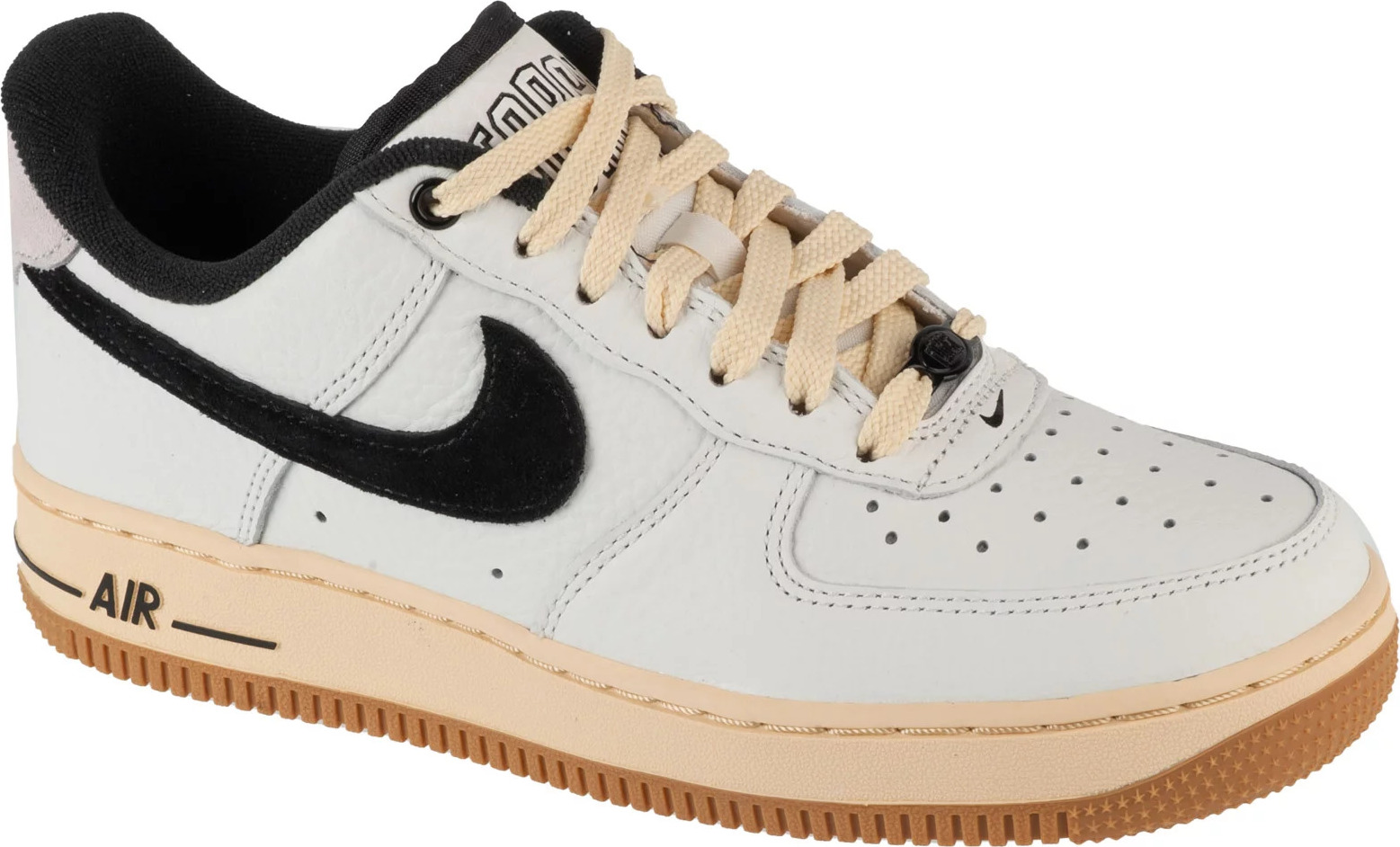 Biele dámske tenisky Nike Wmns Air Force 1 07 DR0148-101 Veľkosť: 36