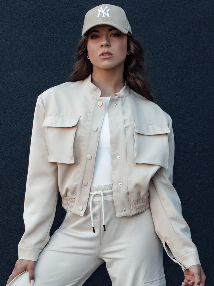 Béžová dámska bombera s veľkými vreckami PRIEV TY4306 Veľkosť: L