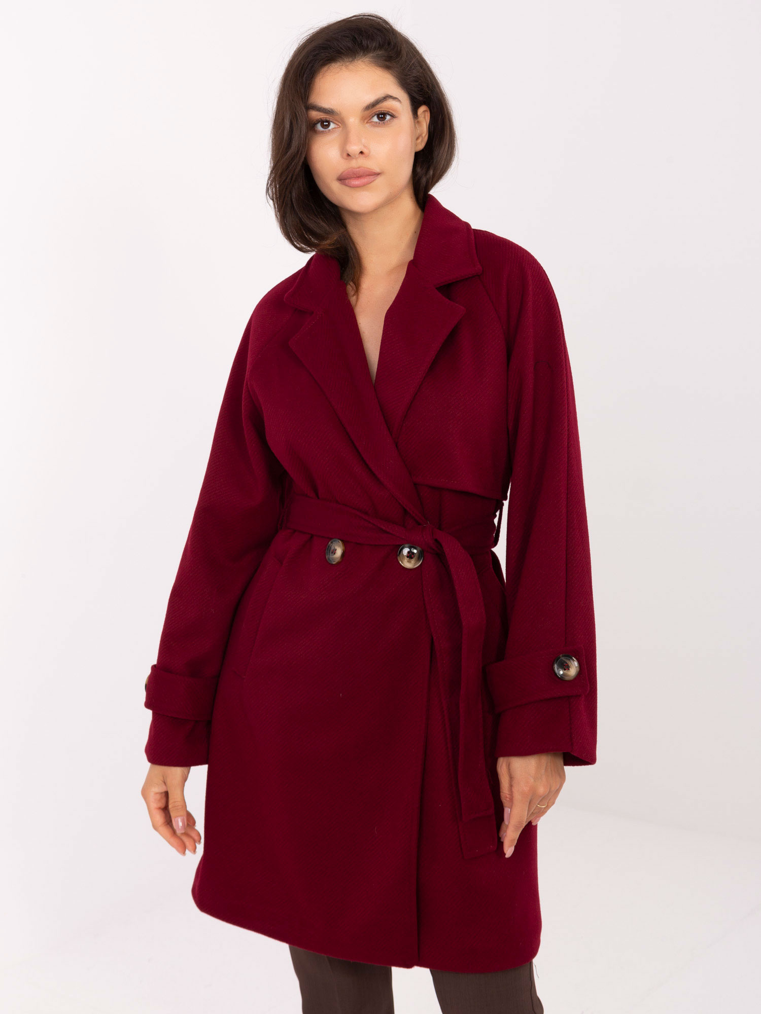 Vínový dámsky kabát s dvojradovým zapínaním IT-PL-A9589.58-bordo Veľkosť: ONE SIZE