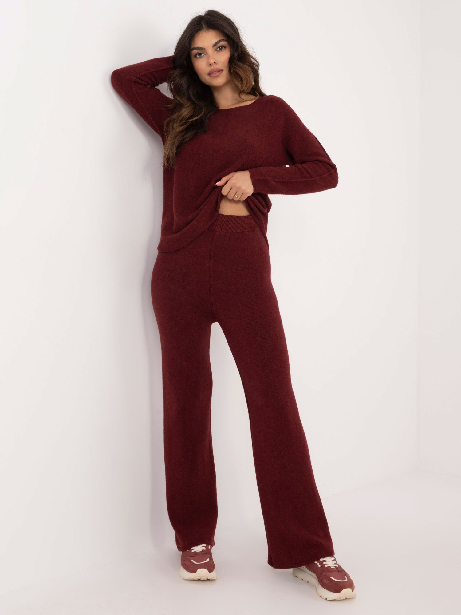 Vínová dámska pletená súprava IT-KMPL-2219.51-bordo Veľkosť: ONE SIZE