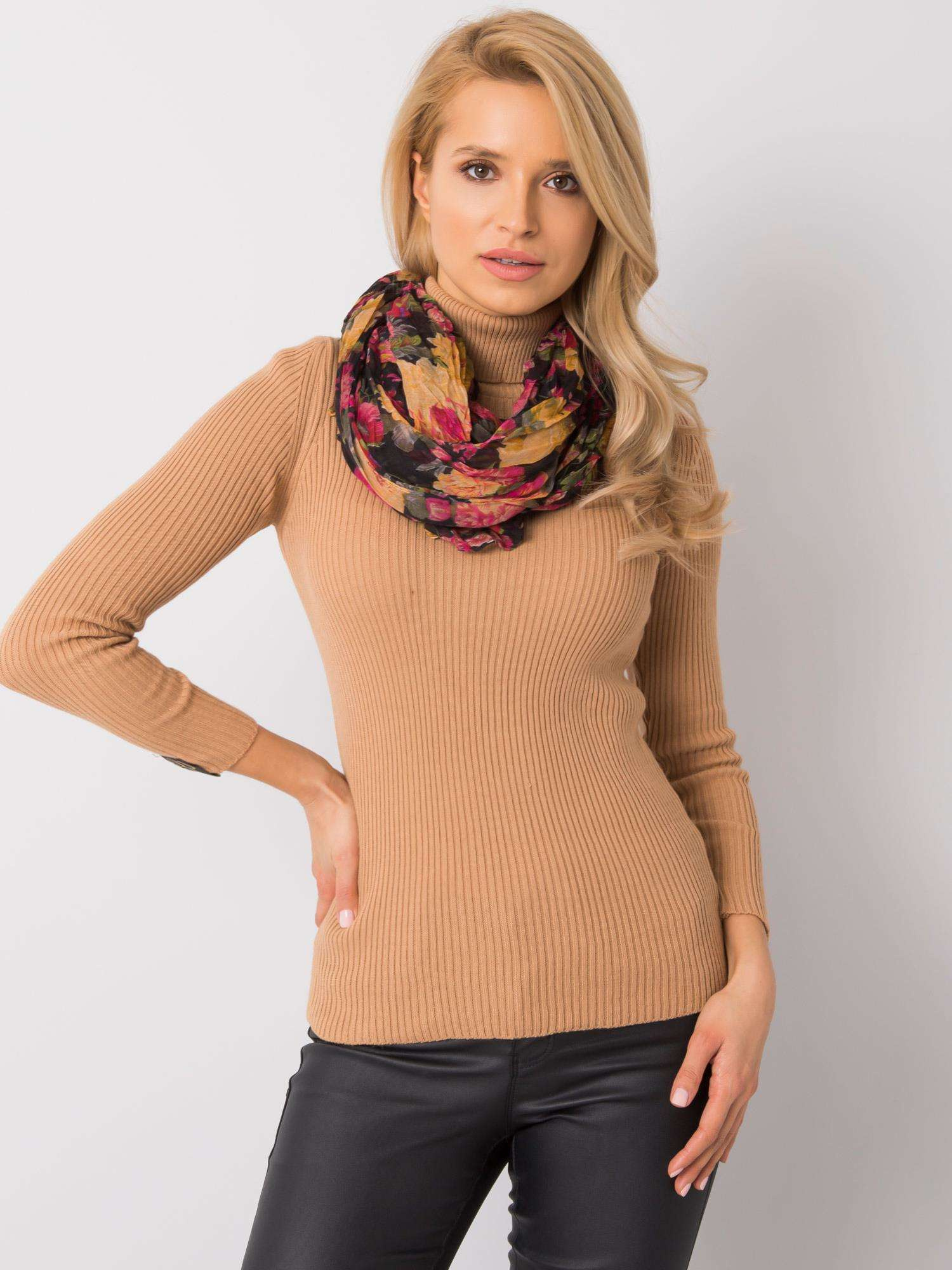 Čierna šatka s motívom žltých a ružových kvetov AT-CH-73-black-pink Veľkosť: ONE SIZE