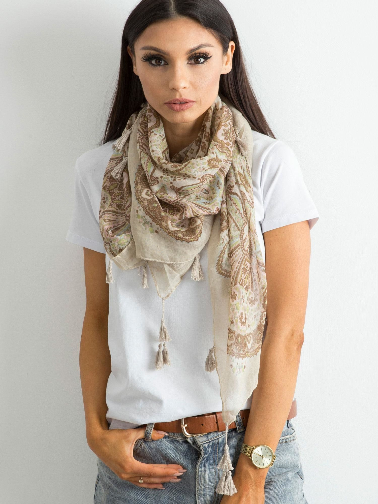Béžová dámska šatka so strapcami AT-CH-ENEC-72.31P-beige Veľkosť: ONE SIZE