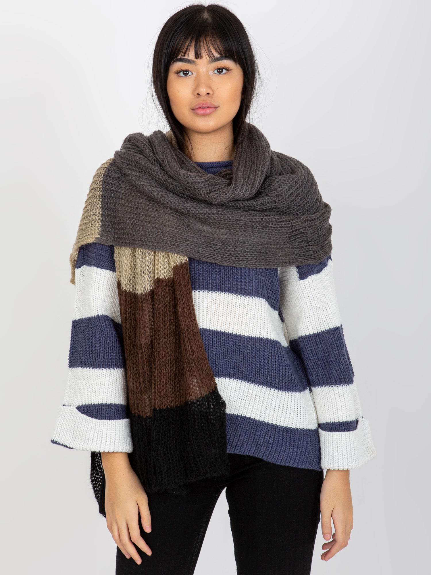 Farebný dlhý šál - sivý -AT-SZ-LM72271.94 Veľkosť: ONE SIZE