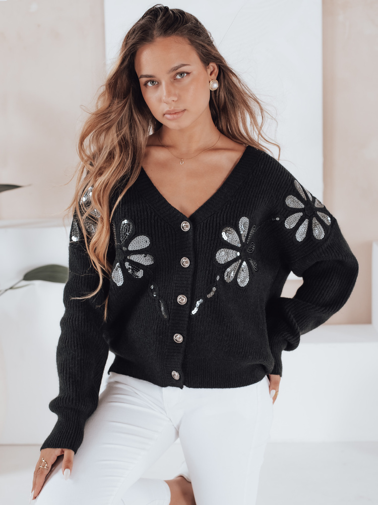 Čierny dámsky sveter KERINDA s flitrovanými kvetinovými aplikáciami MY2502 Veľkosť: ONE SIZE