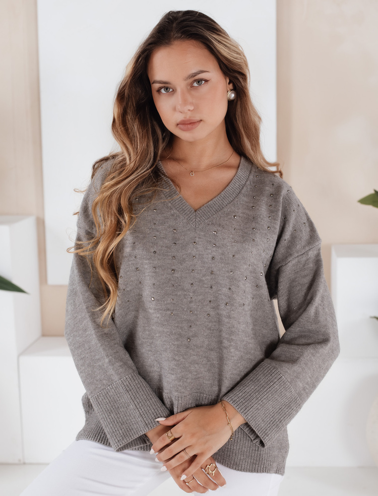 Sivý dámsky viskózový sveter VERALIA s kamienkami a výstrihom do V MY2519 Veľkosť: M/L