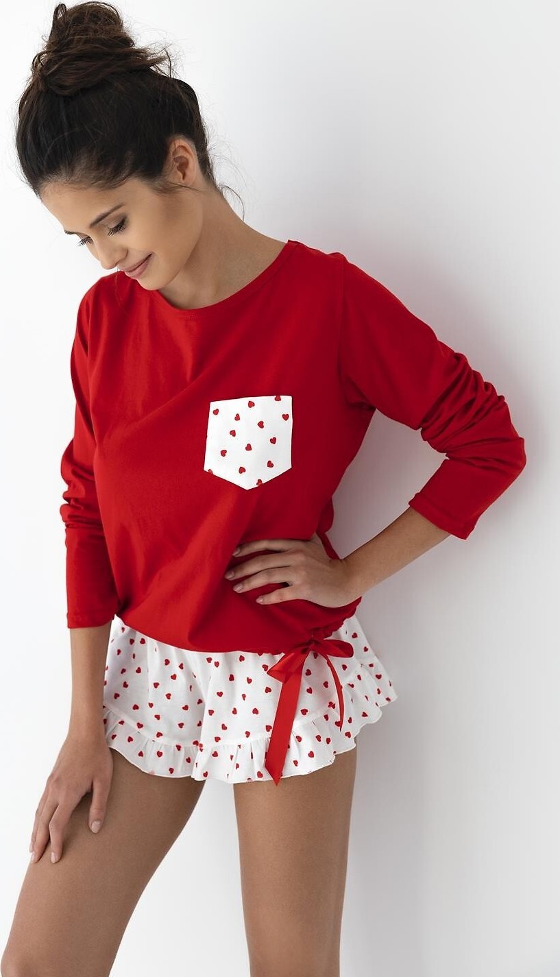 Sensis Červeno-smotanové dámske pyžamo so vzorom srdiečok dł/r S-XL Veľkosť: XL, Barva: červno-smetanová