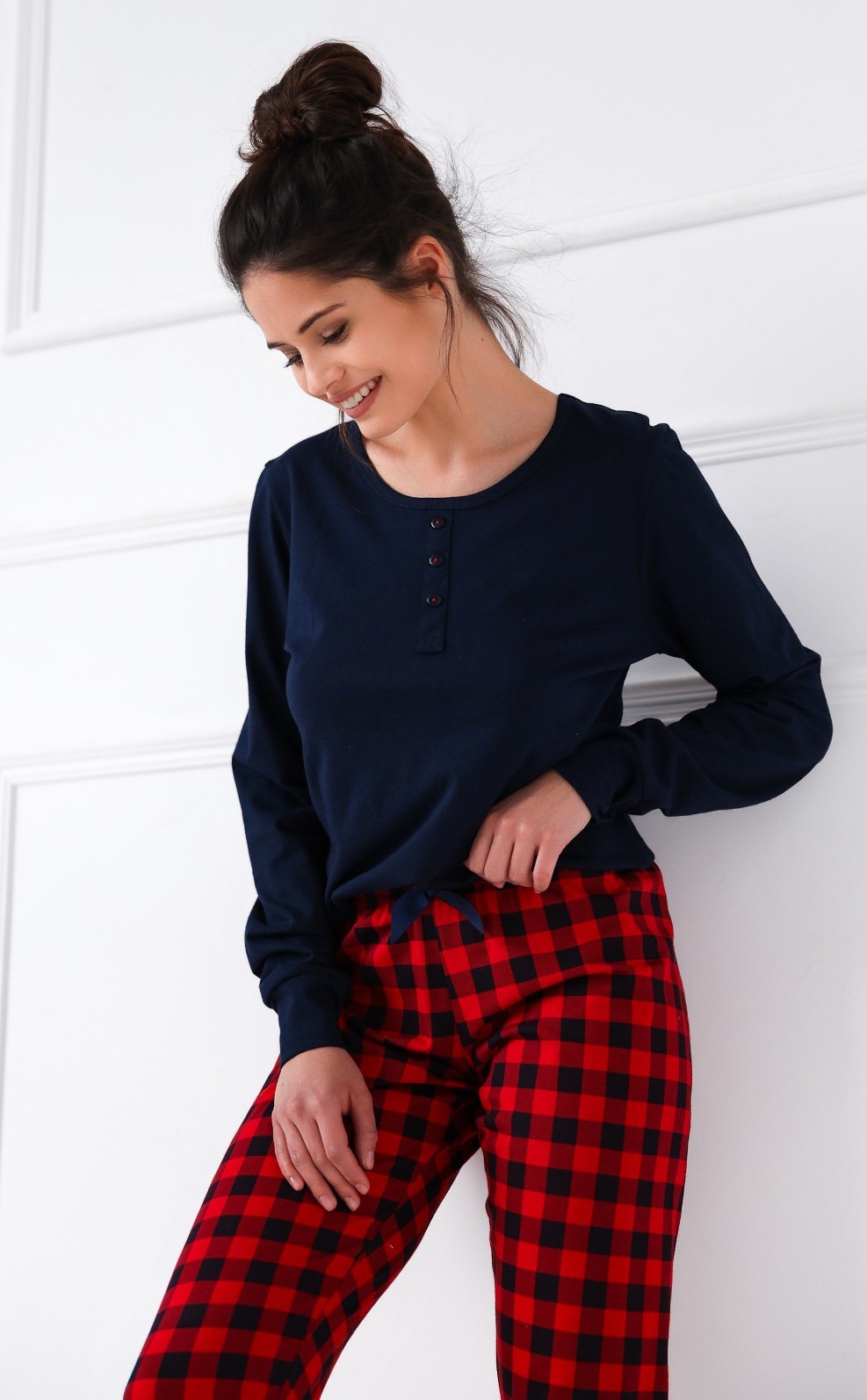 Sensis Dlhé dámske pyžamo s kockovanými nohavicami Bonnie dł/r S-XL Veľkosť: L, Barva: tmavomodrá