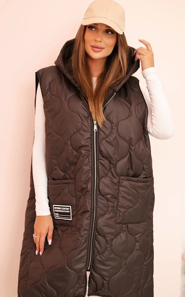 Hnedá dámska oversize prešívaná vesta s kapucňou na zips Veľkosť: ONE SIZE