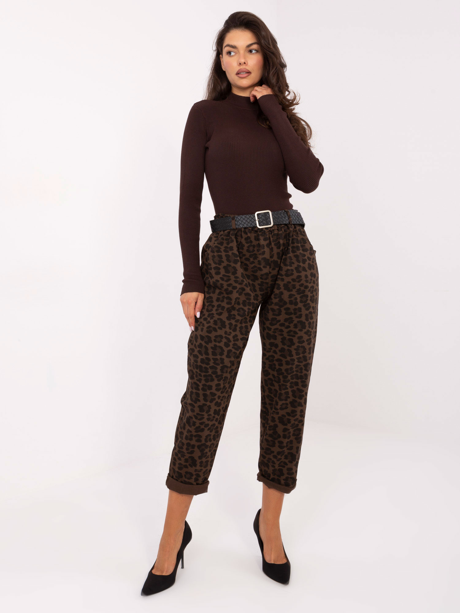 Hnedé dámske viskózové nohavice s leopardím vzorom a opaskom IT-SP-242975-1.80-brązowy Veľkosť: ONE SIZE