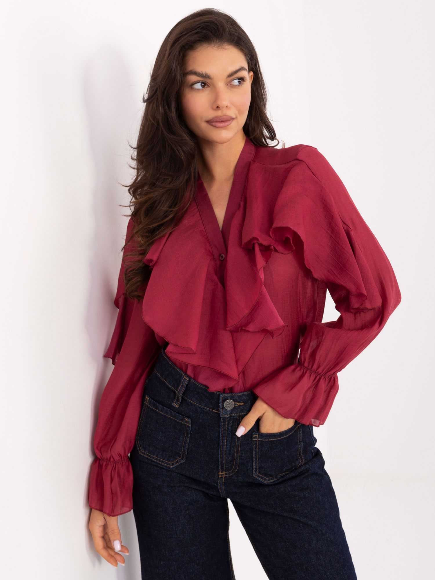 Vínová elegantná dámska blúzka s volánom MI-BZ-27427.96-bordo Veľkosť: ONE SIZE