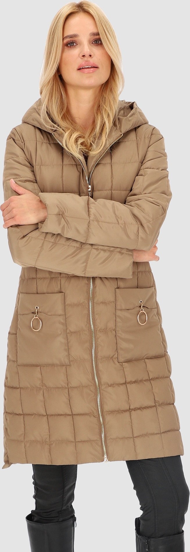 Béžová dámska zateplená prešívaná bunda s kapucňou BLH 230015 F - Beige Veľkosť: S