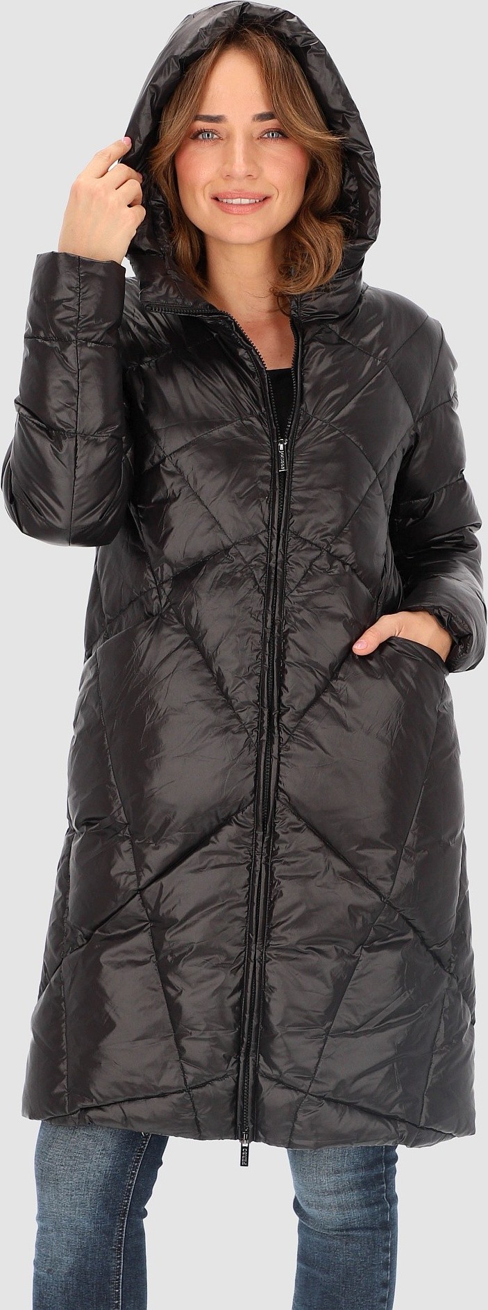 Čierna dámska páperová prešívaná bunda s kapucňou BLH 236060 FX - black Veľkosť: S