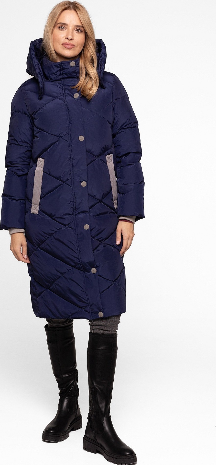 Tmavomodrá dámska dlhá prešívaná bunda BLH 919064 F - dark blue Veľkosť: M