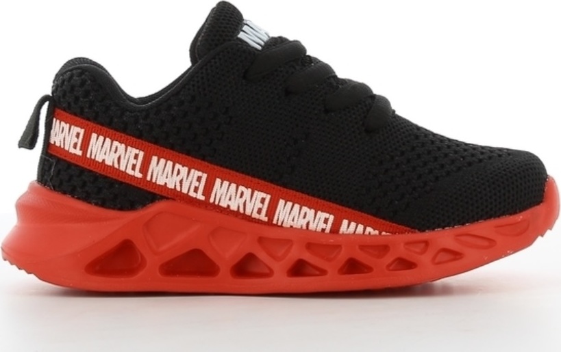 Čierno-červené tenisky Marvel Veľkosť: 27