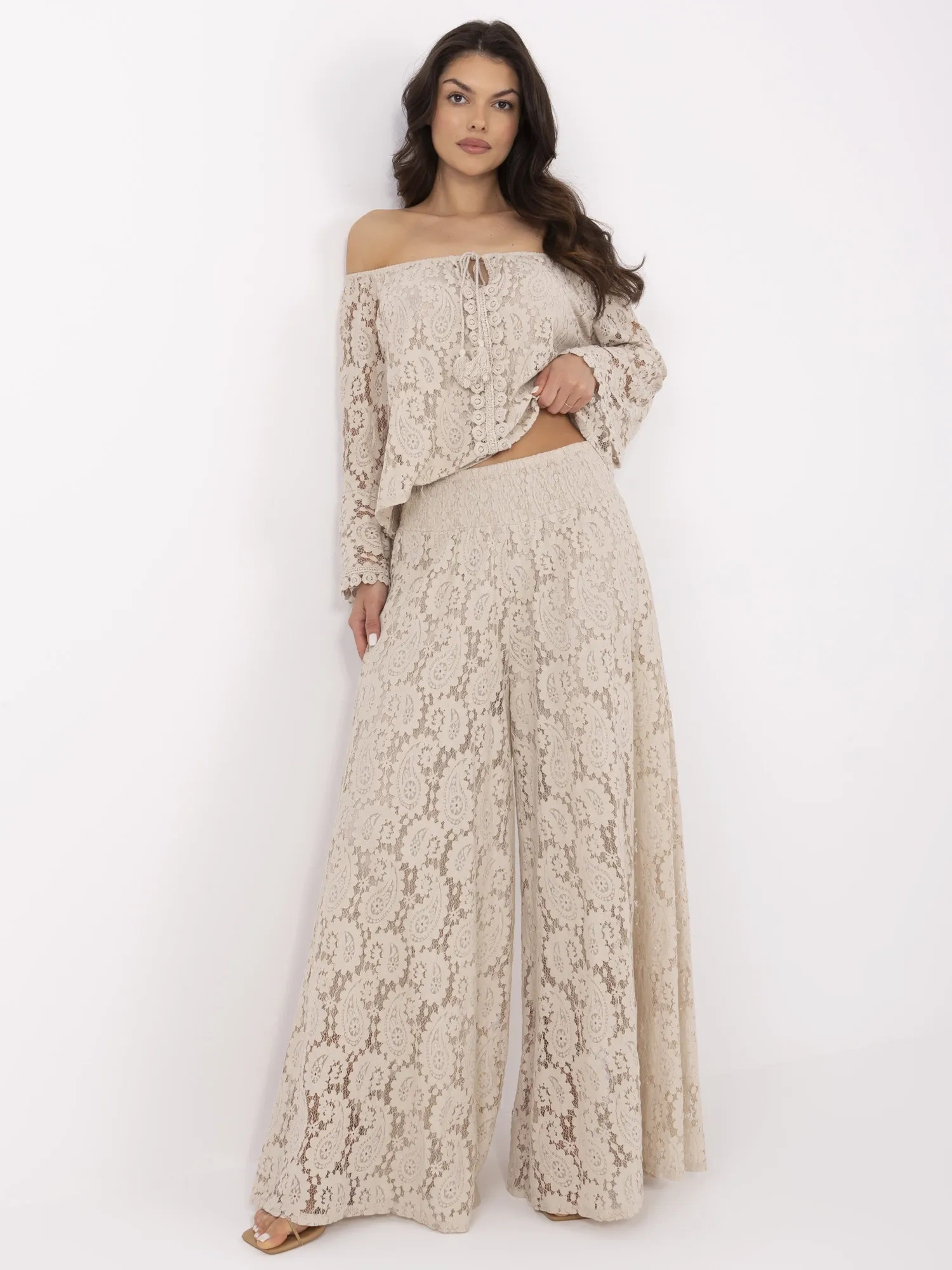 Béžové dámske široké nohavice s čipkou MI-SP-88501.81-beige Veľkosť: ONE SIZE