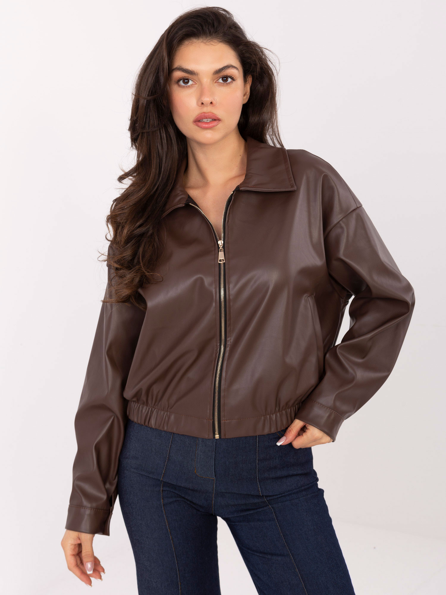 Hnedý dámsky koženkový bomber IT-KR-FL9707.34-brown Veľkosť: ONE SIZE