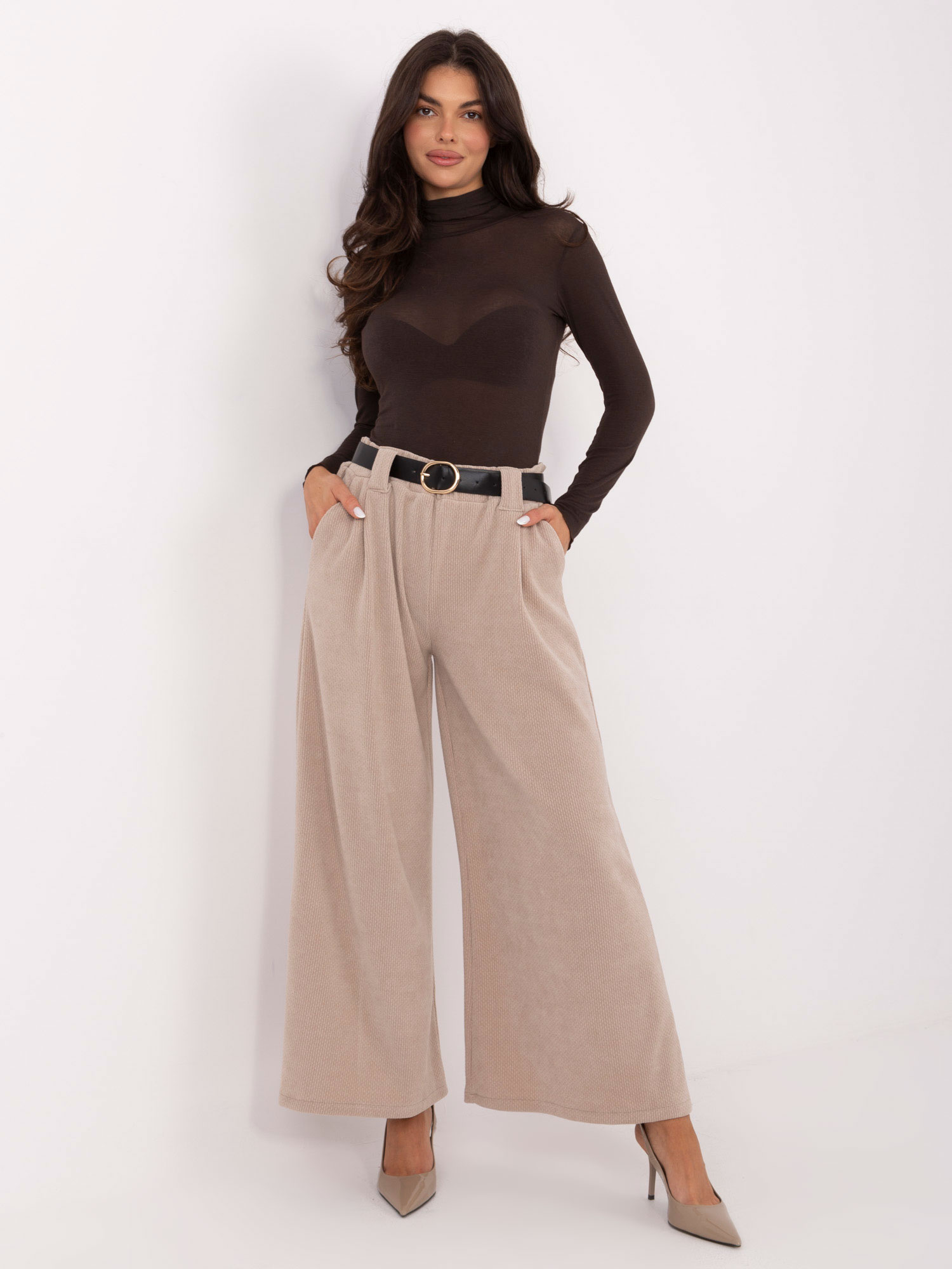 Svetlobéžové dámske manšestrové nohavice širokého strihu s opaskom IT-SP-FL5583.16P-beige Veľkosť: ONE SIZE