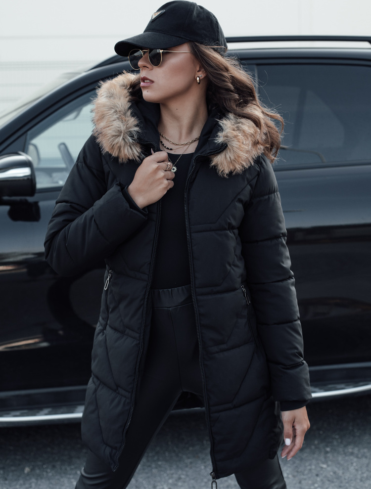 Čierna dámska zimná prešívaná bunda s kožušinovou kapucňou TY4577 Veľkosť: S