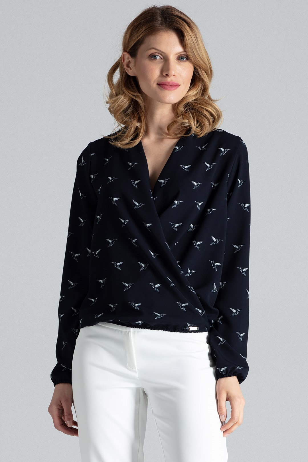 Námornícky modrá preložená blúzka M371 Veľkosť: M