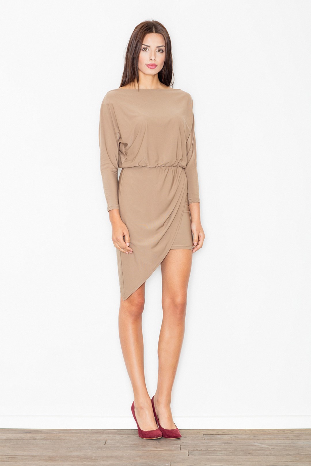 Dámske béžové šaty M475 Veľkosť: XL