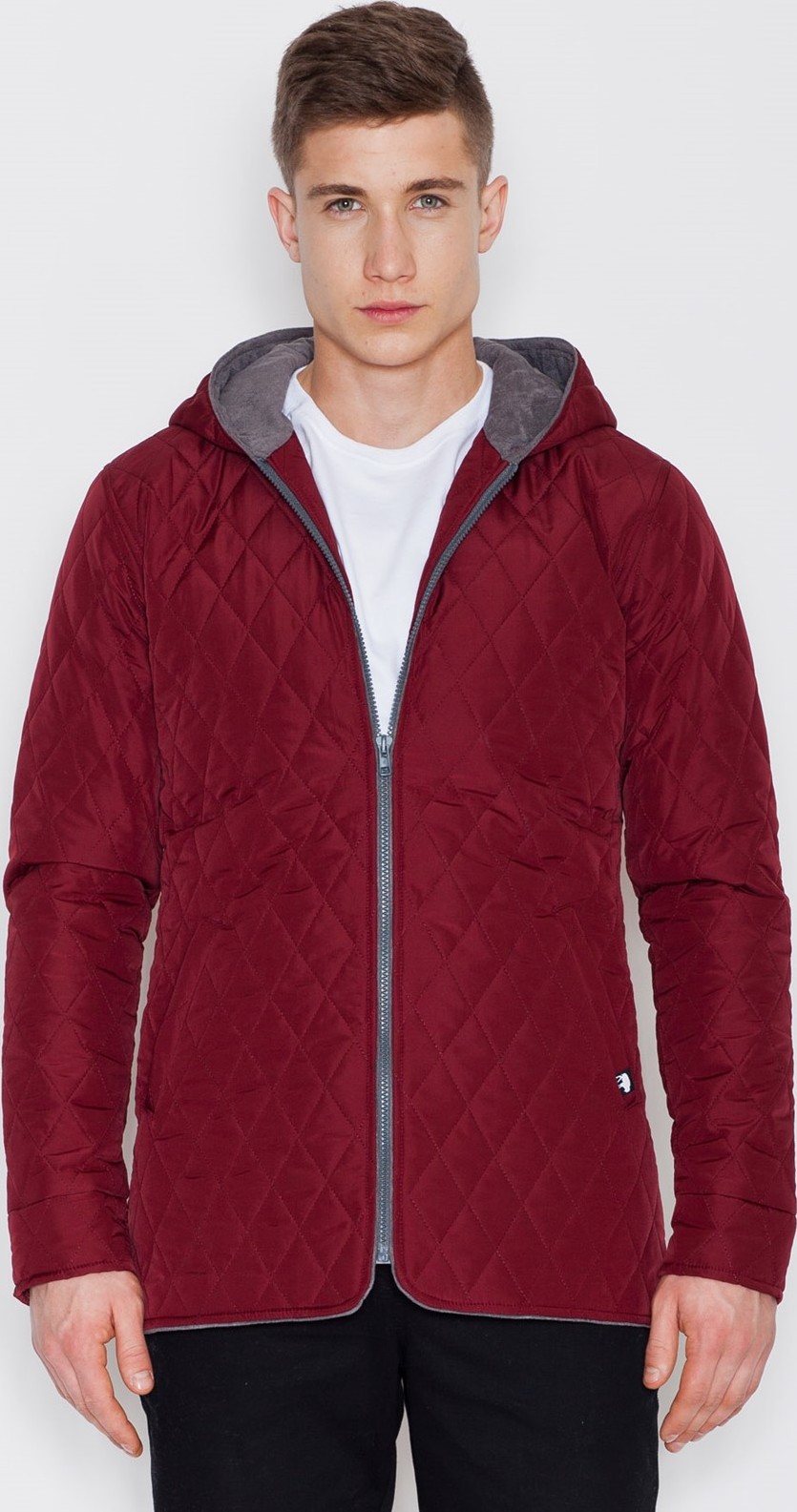 Vínová prešívaná bunda s kapucňou V009 Deep red Veľkosť: L