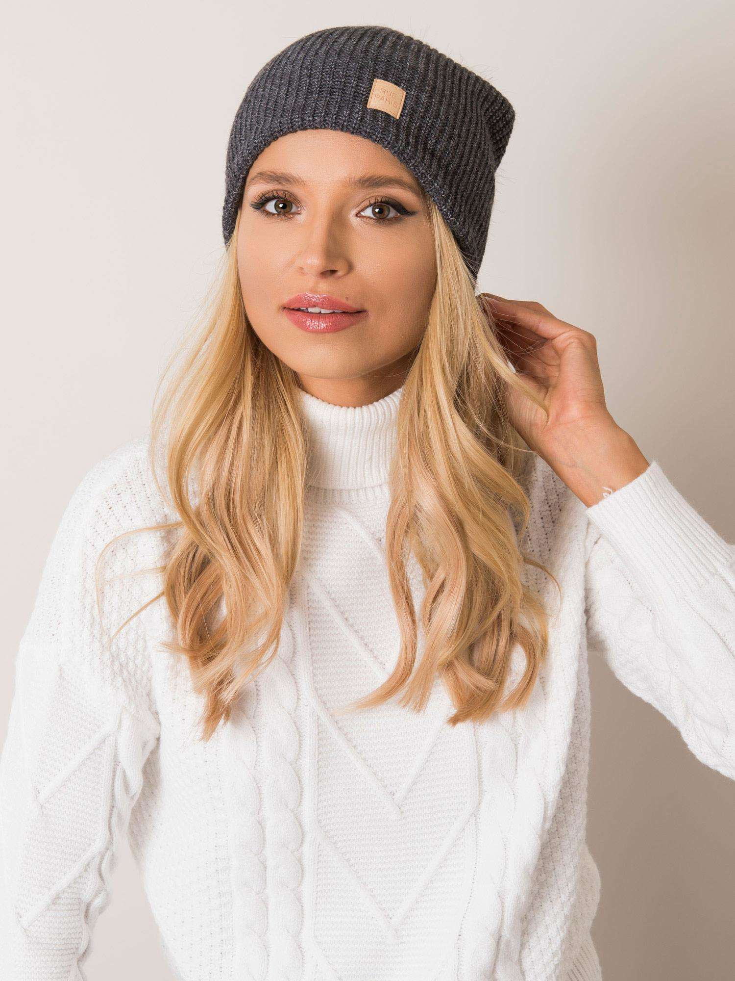 Dámska šedá čiapka s brmbolcom JK-CZ-15.70-grey Veľkosť: ONE SIZE