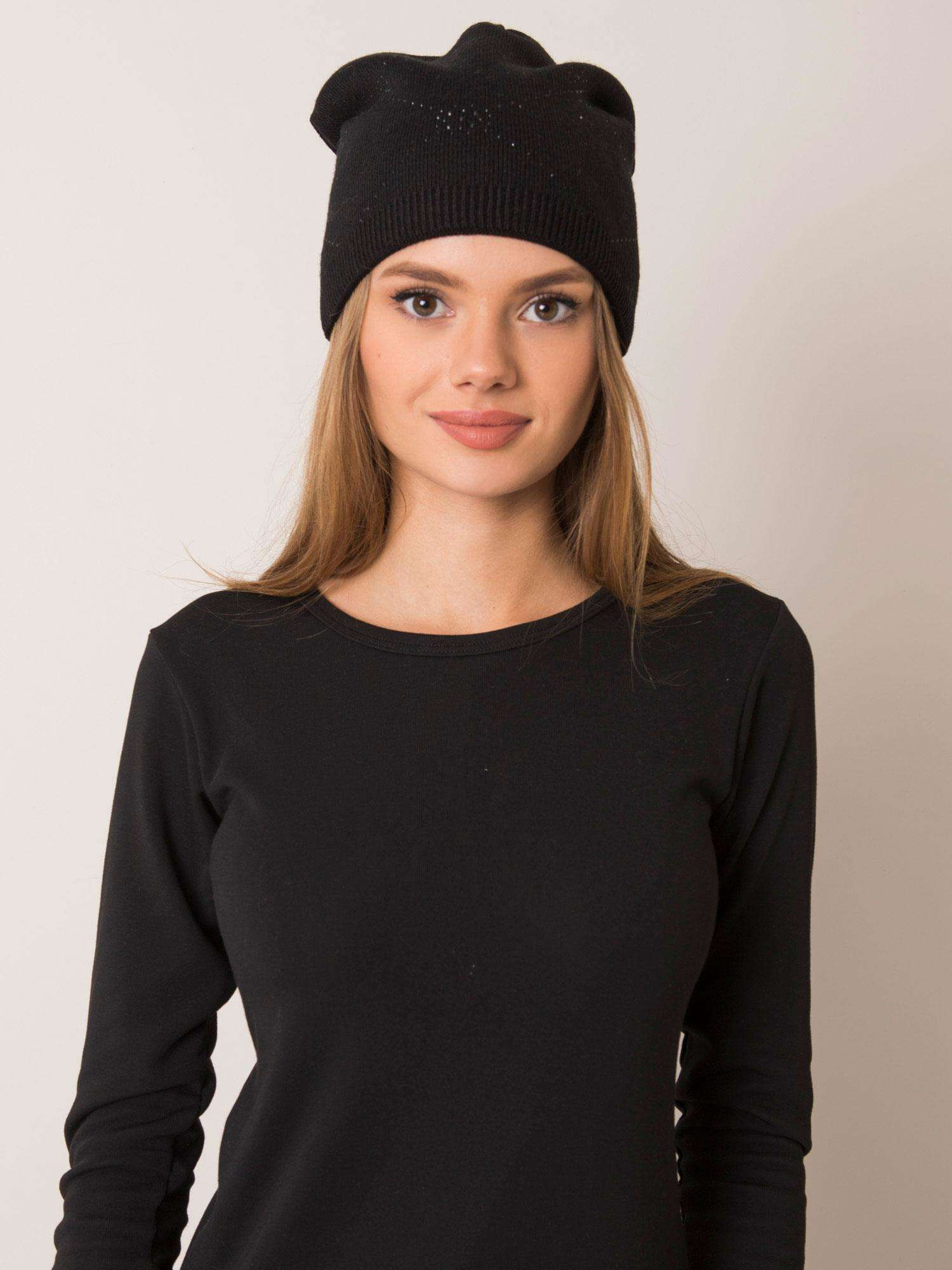 Čierna dámska čiapka JK-CZ-3.17-black Veľkosť: ONE SIZE