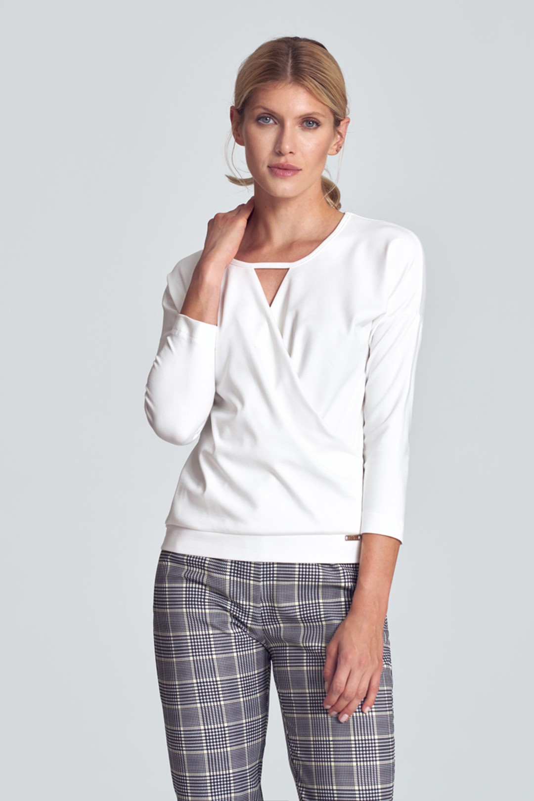 Smotanová blúzka M710 Ecru Veľkosť: XL