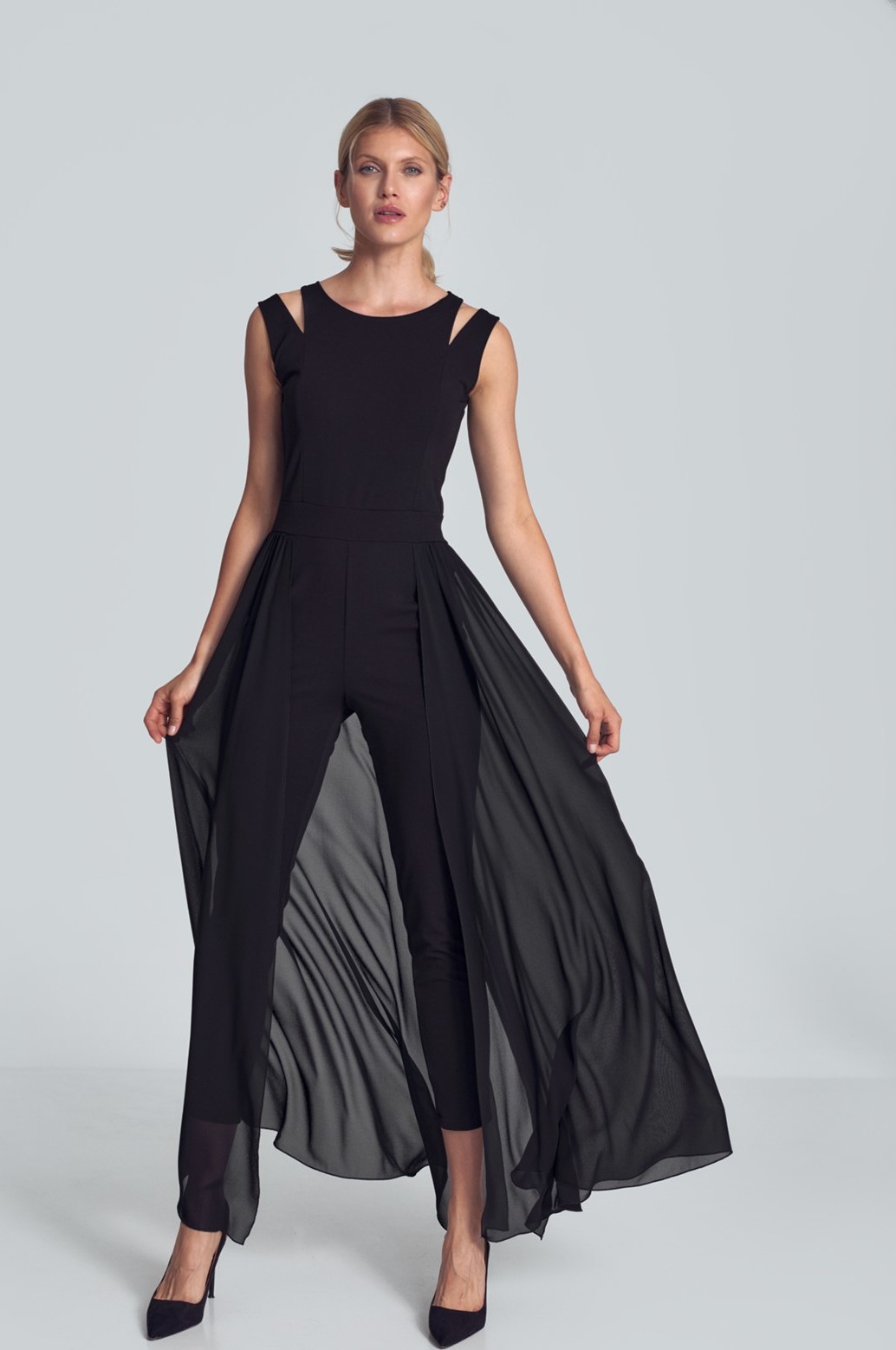 Čierny overal s vrchnou sukňou M717 Black Veľkosť: XL