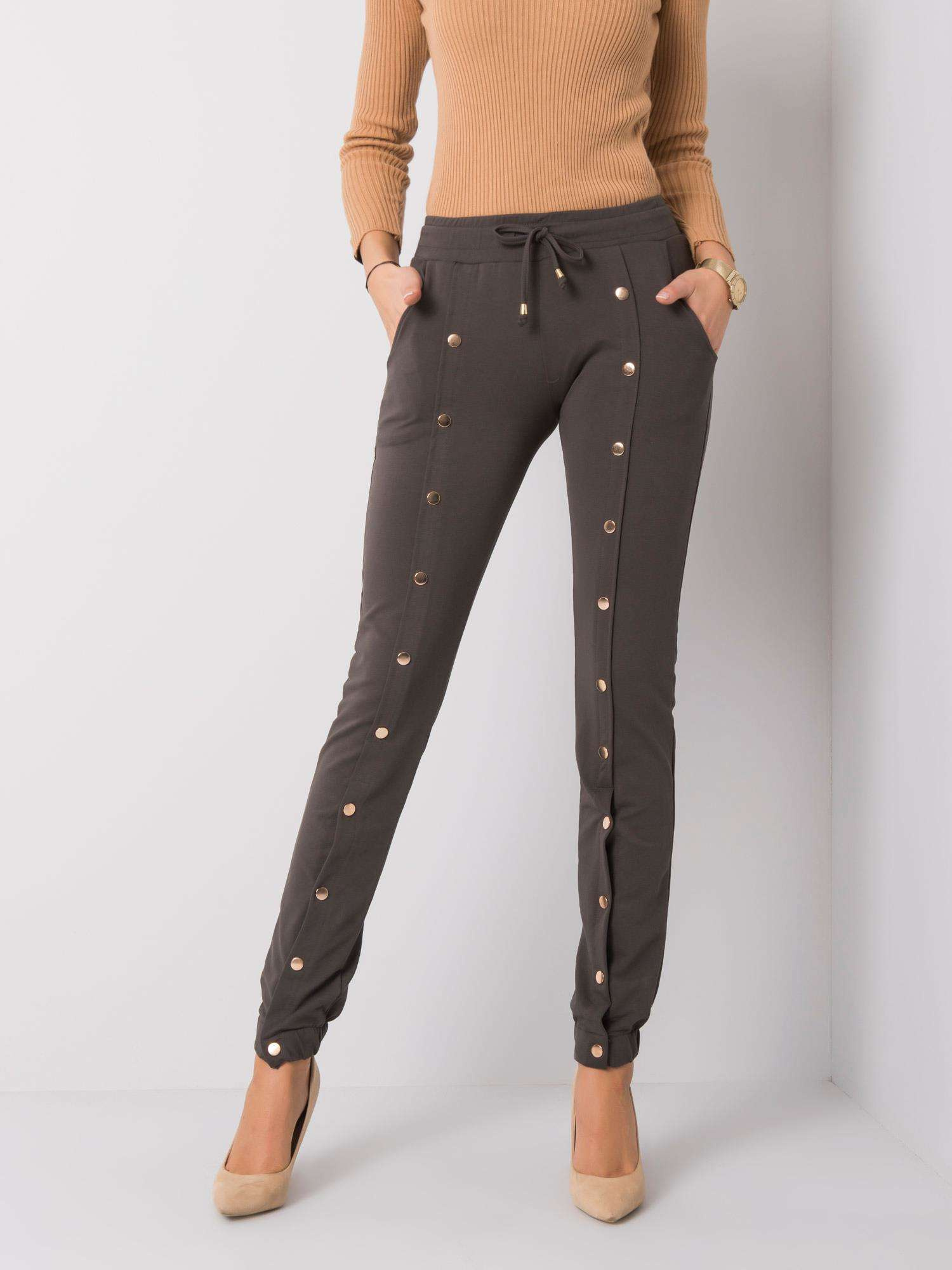 Khaki dámske tepláky so zlatými cvočkami -RV-DR-6016.08-khaki Veľkosť: S