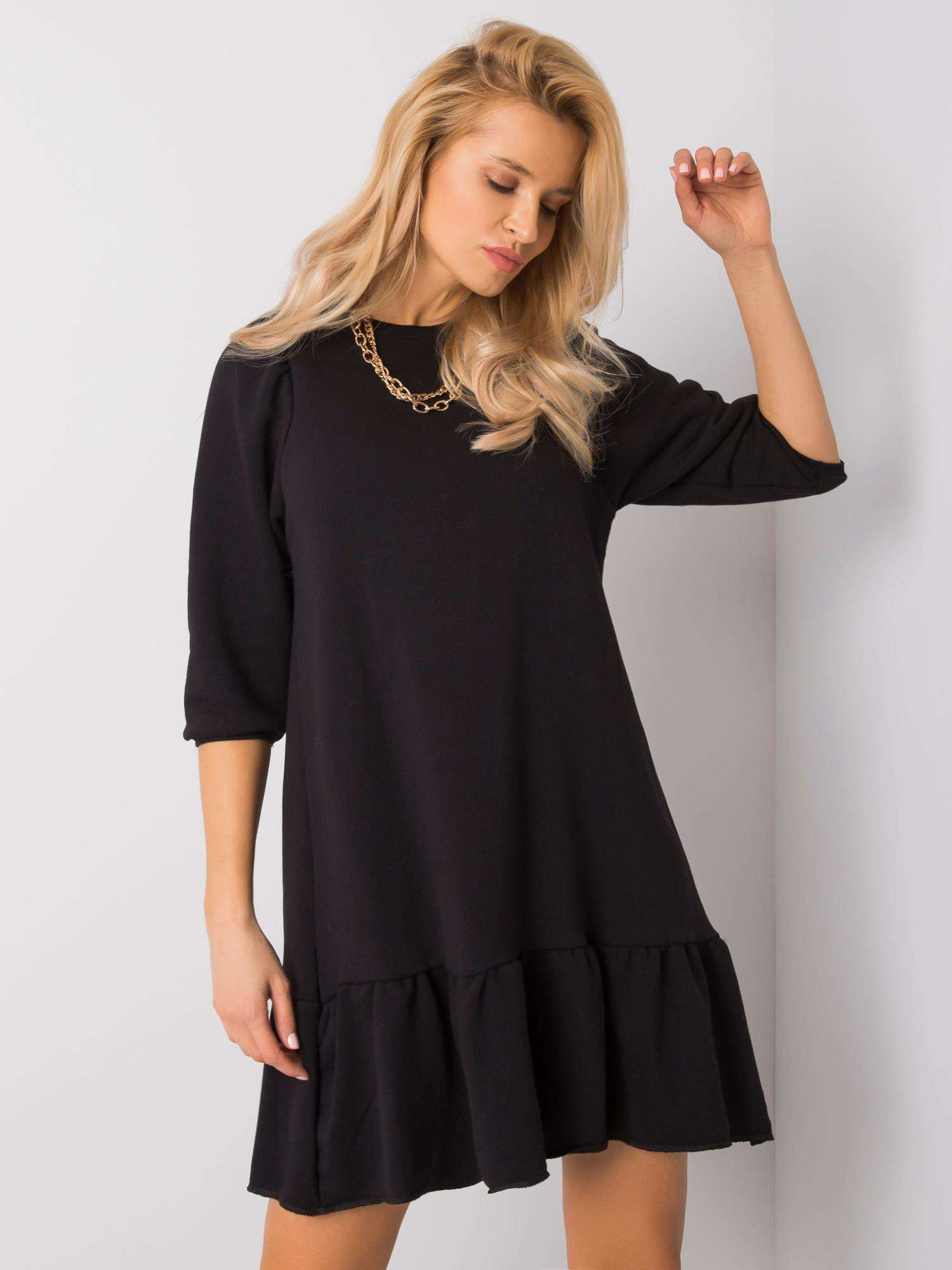 Čierne elegantné šaty s volánom RV-SK-6075.10X-black Veľkosť: S