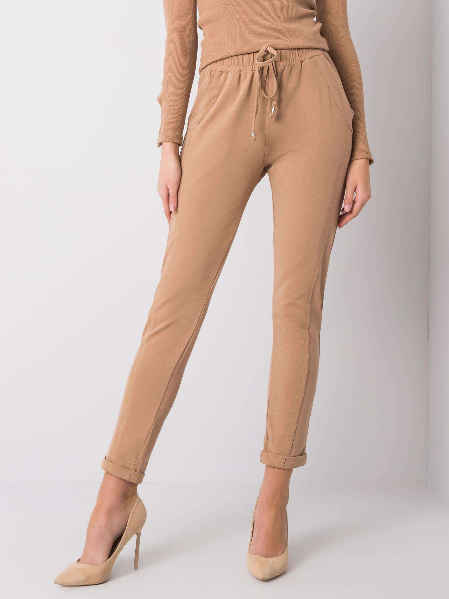 Svetlo hnedé dámske tepláky RV-DR-3589.07X-camel Veľkosť: L