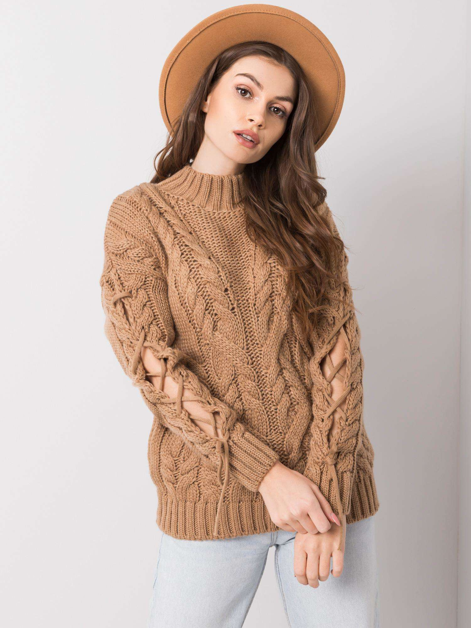 Karamelový rolák Betsy so šnurovaním na rukávoch CA-SW-3733.74-camel Veľkosť: ONE SIZE
