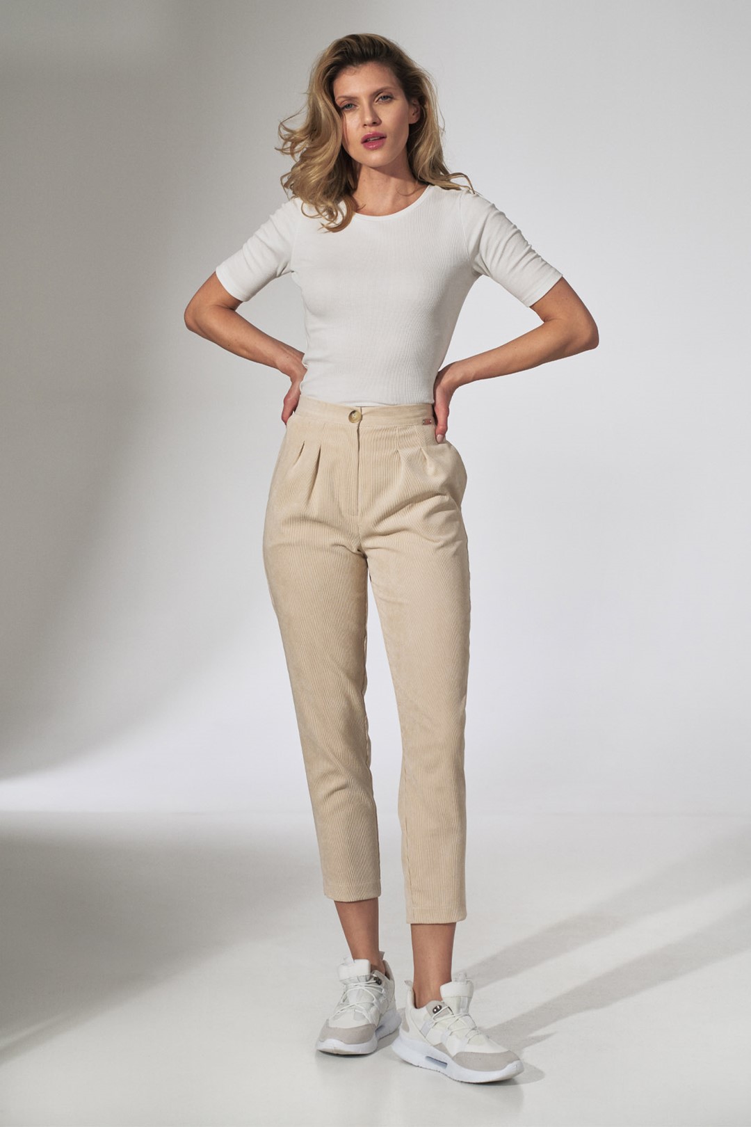 Béžové nohavice s vyšším pásom M742 beige Veľkosť: XL