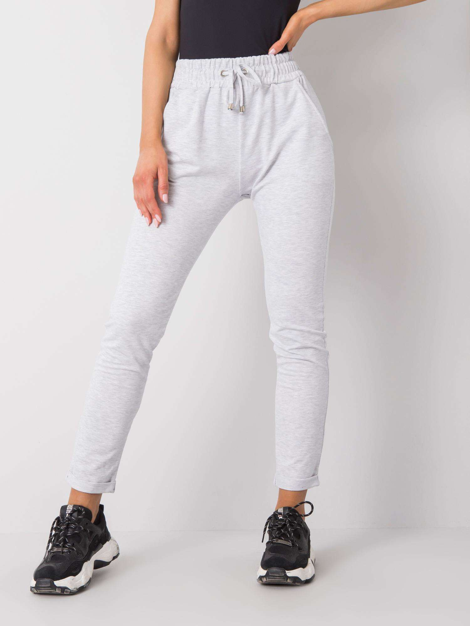 Svetlo šedé dámske tepláky -RV-DR-3698.06X-grey Veľkosť: L