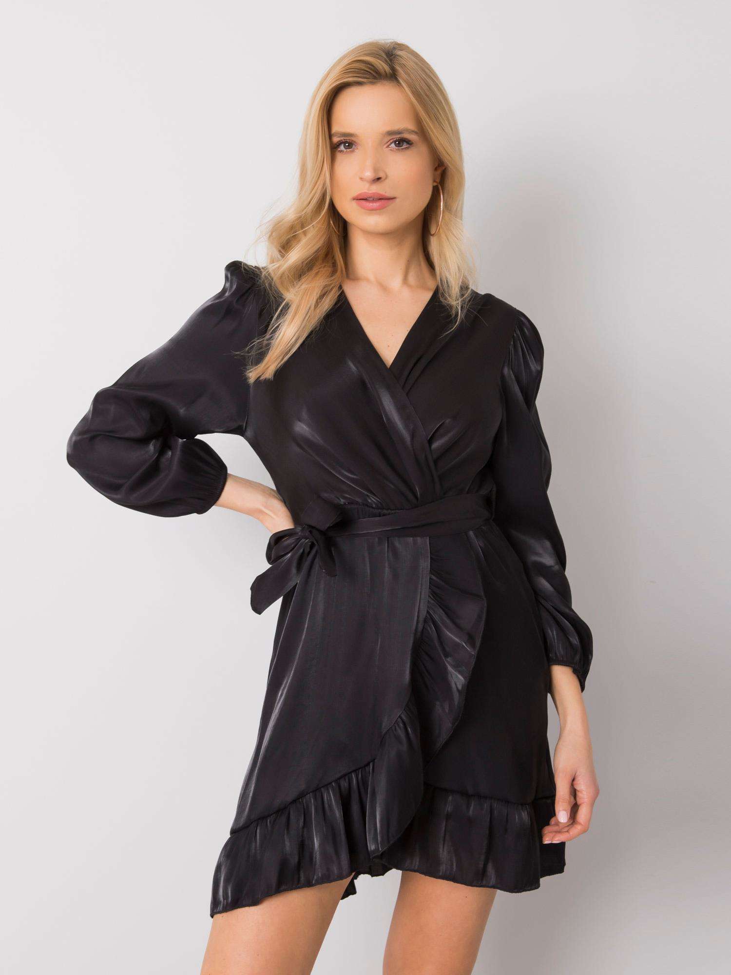 Čierne lesklé šaty DHJ-SK-11037.46P-black Veľkosť: ONE SIZE