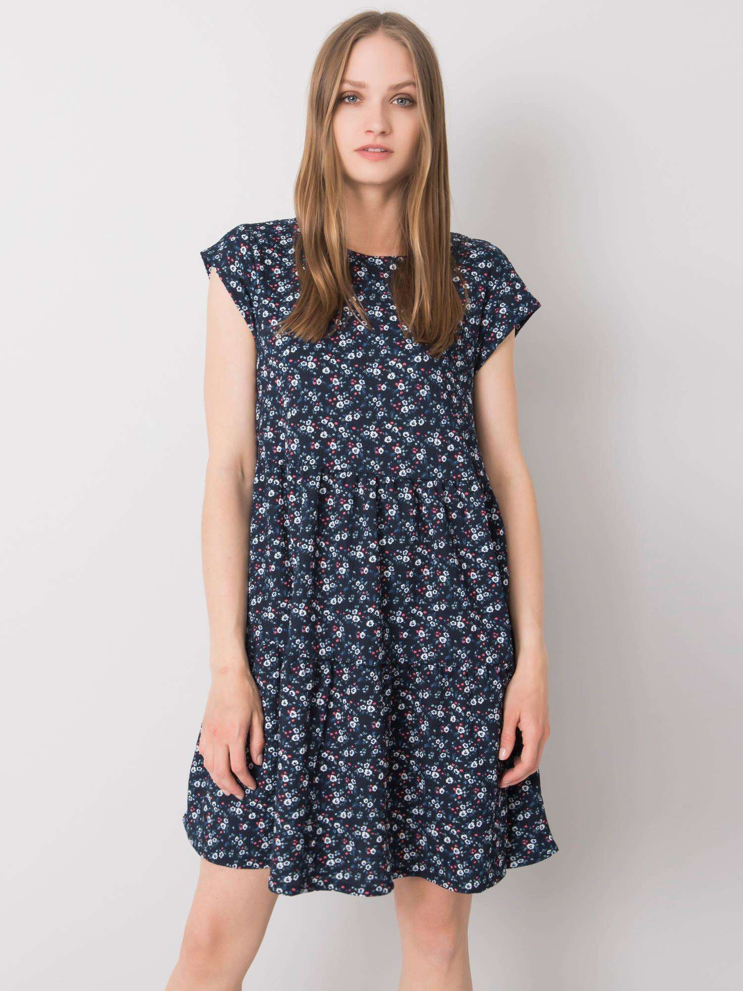 Tmavo modré dámske vzorované šaty D50051Z30268-blue Veľkosť: M