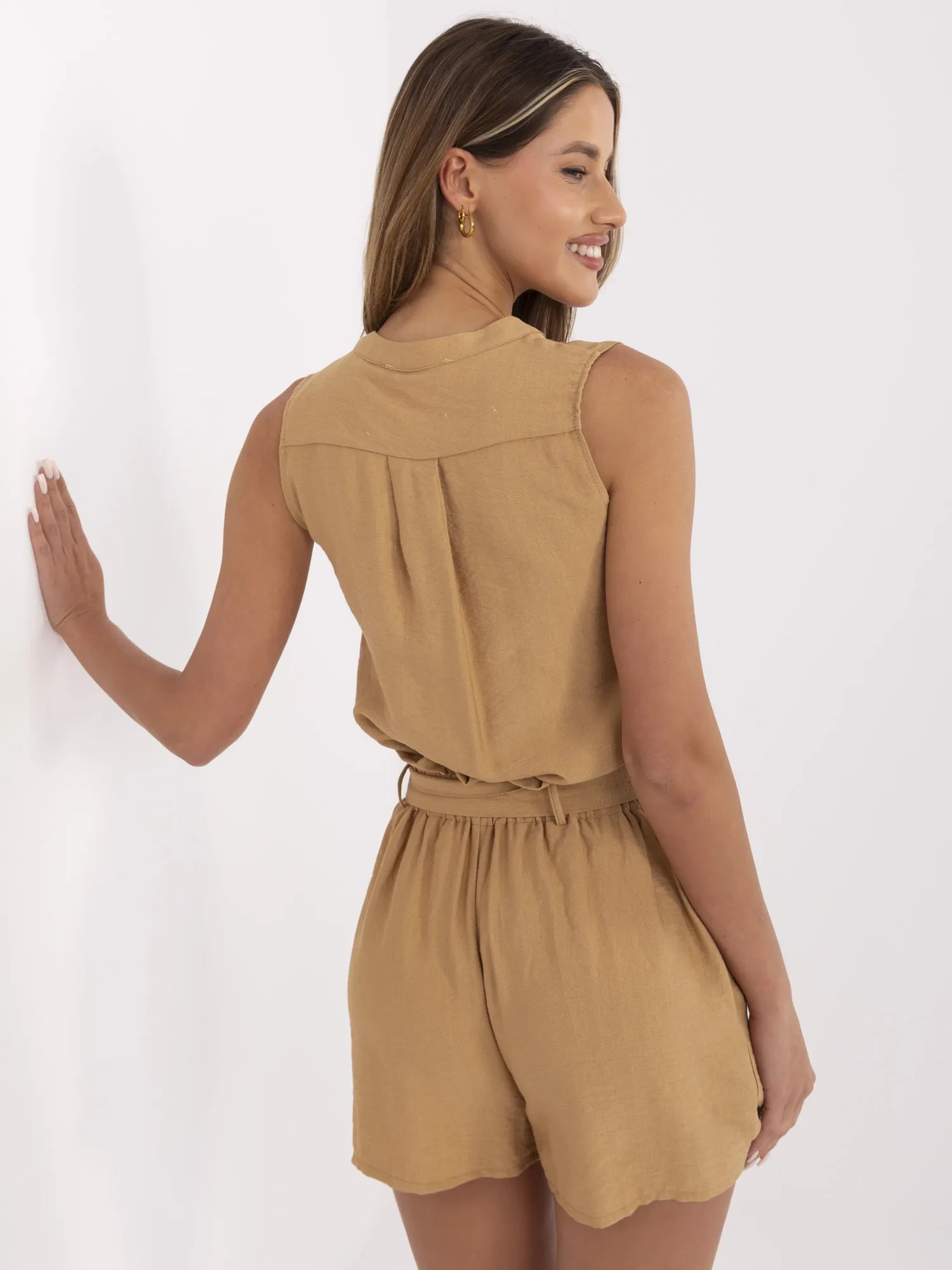 Hnedá dámska krátka súprava 351-KMPL-23032021.62-beige Veľkosť: S
