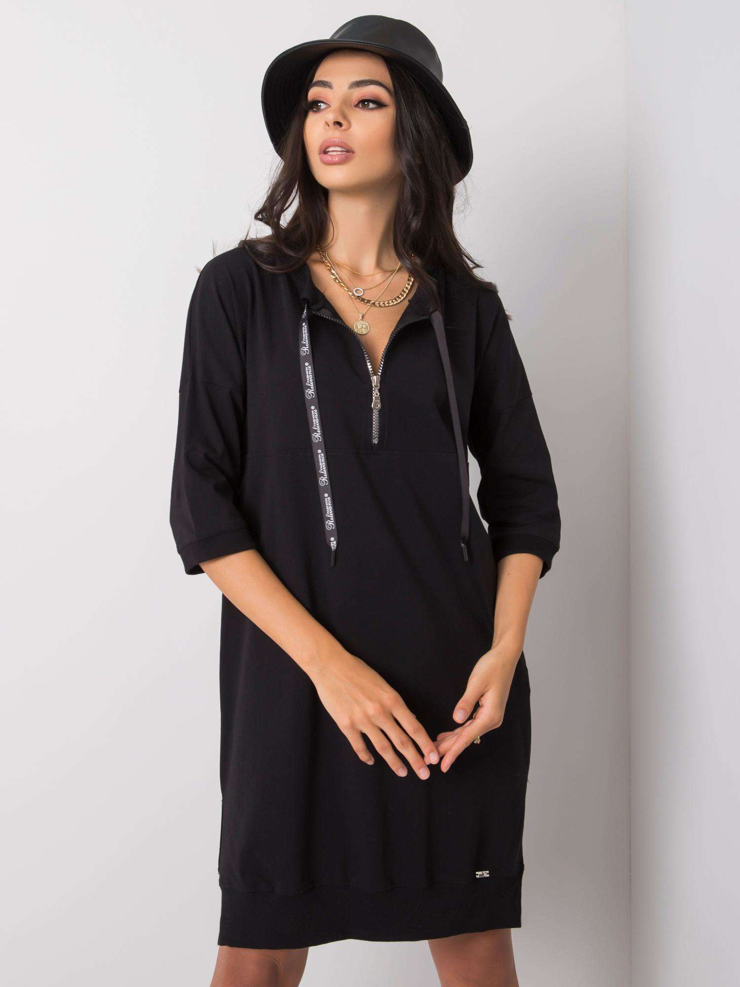 Čierne dámske mikinové šaty RV-SK-6273.47P-black Veľkosť: S/M