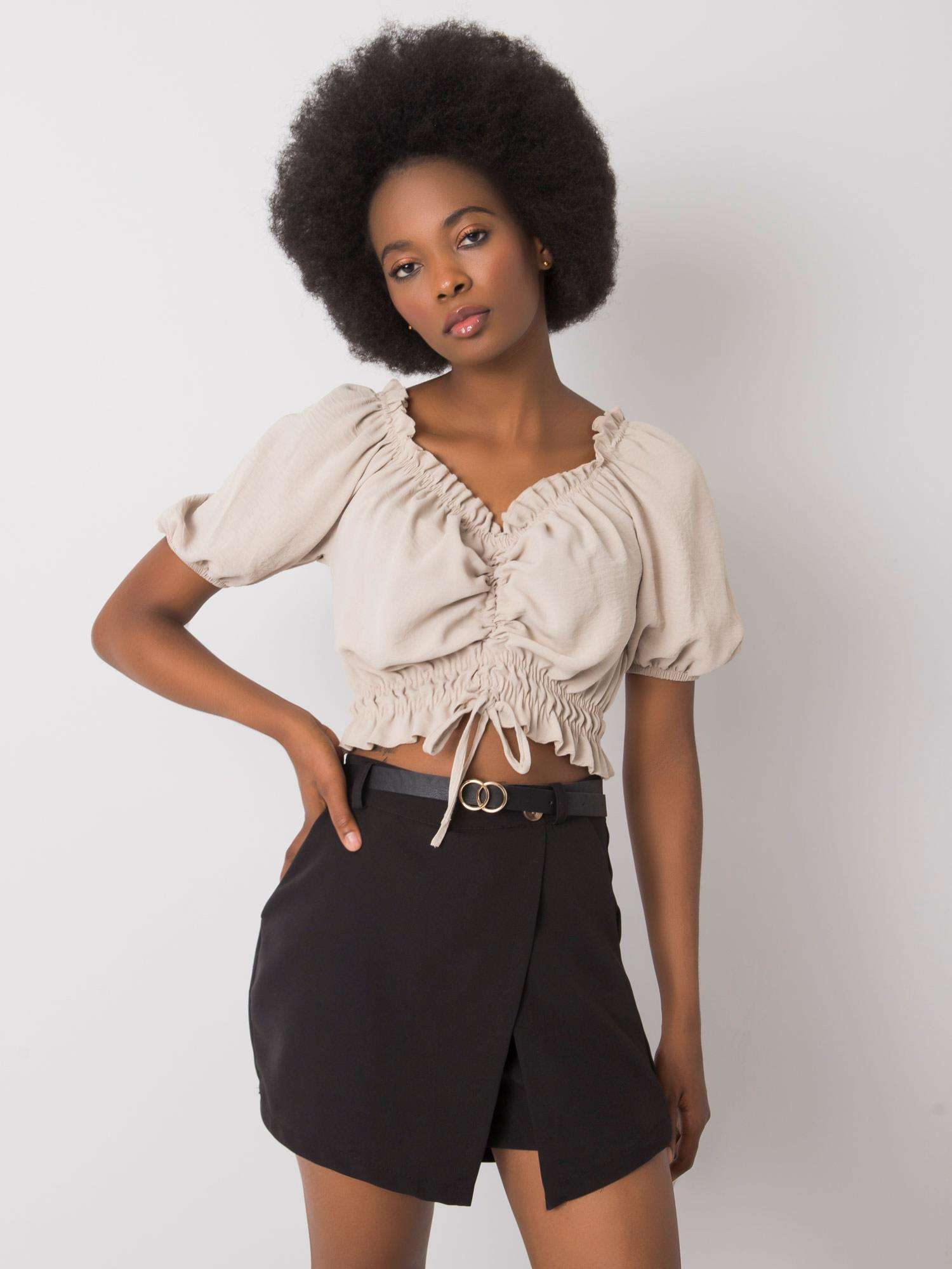 Béžový dámsky top s riasením RO-BZ-2534.07-beige Veľkosť: L
