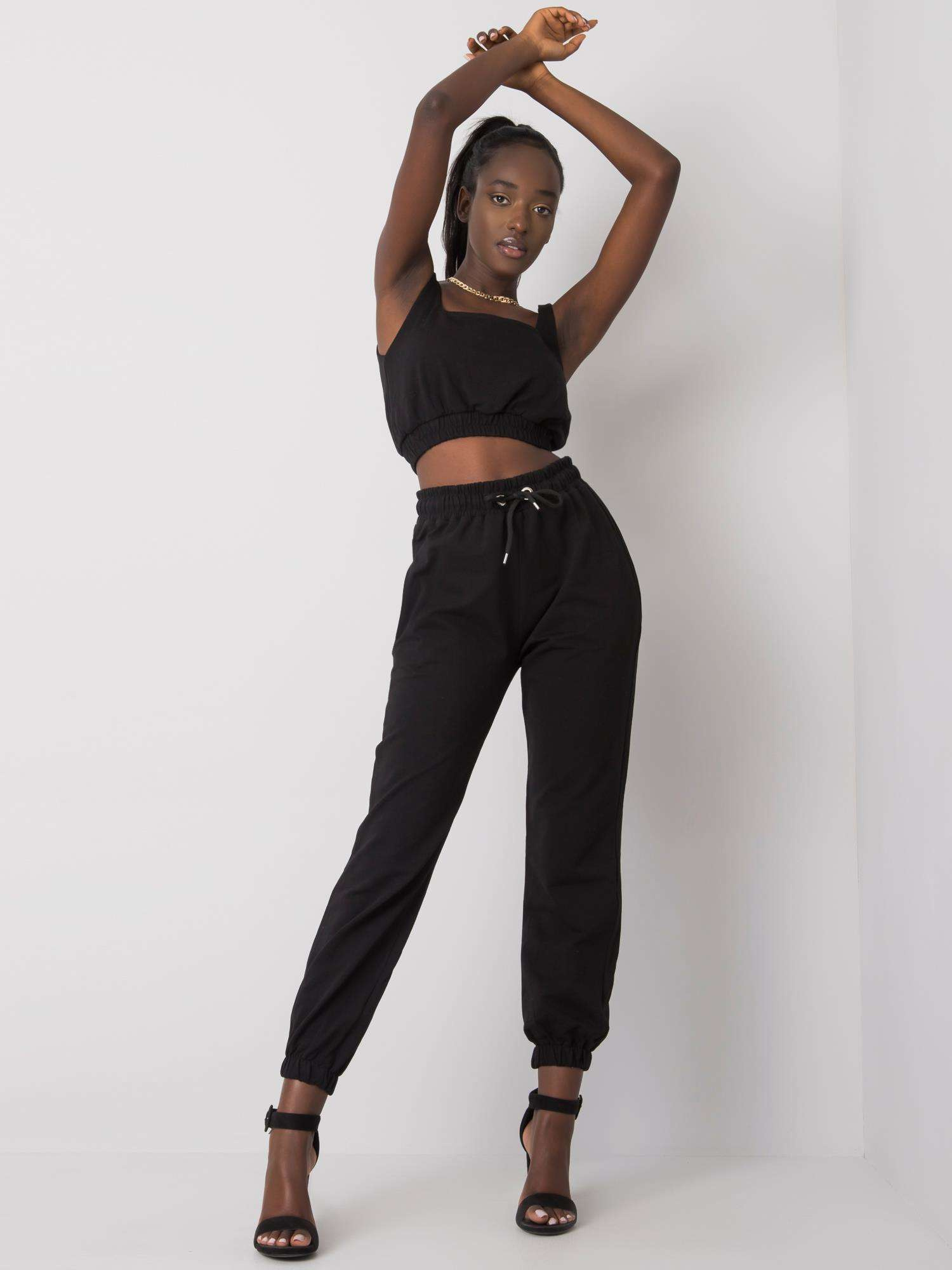 Čierna dámska súprava topu a teplákov EM-KMPL-600.14X-black Veľkosť: M