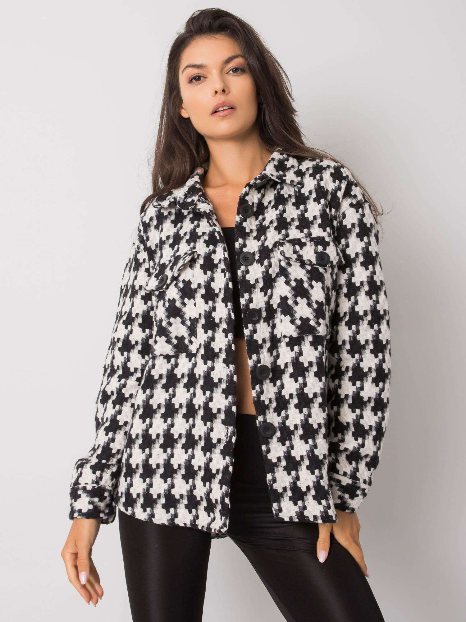 Čierno-biela dámska košeľa EM-KS-178.34-white-black Veľkosť: L/XL